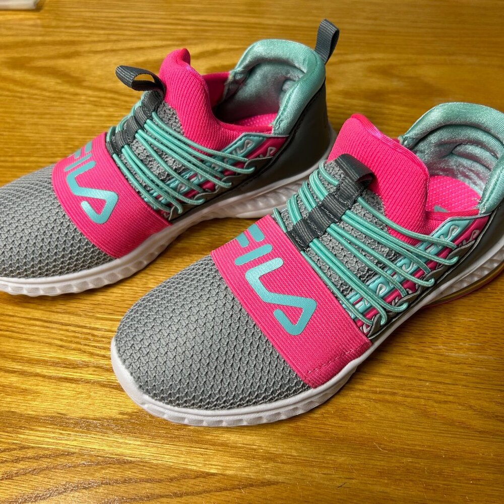 Girls Fila Fantasiq 2 Shoes Size 2